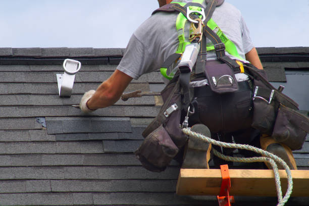 Roof Gutter Cleaning in Greenfield, WI